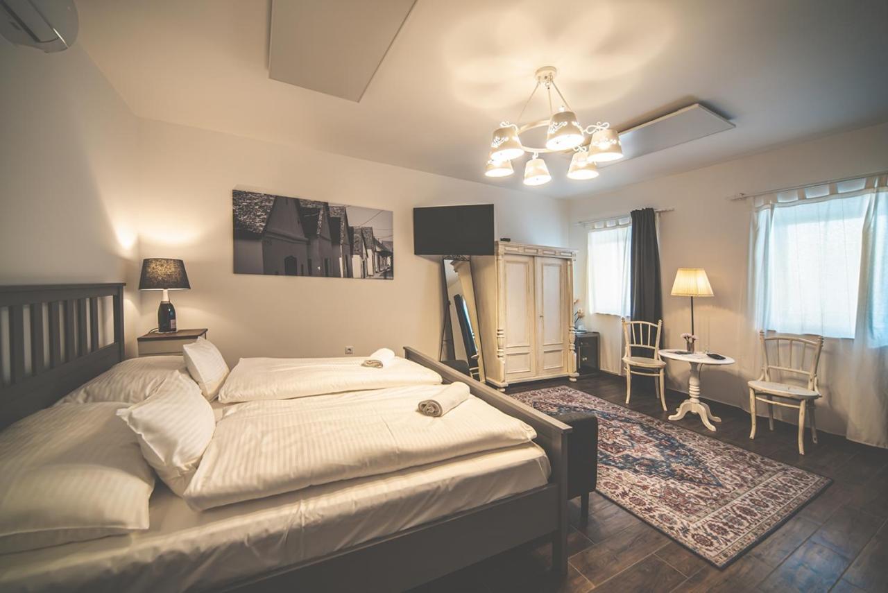 Palkonyha Panzio Speiz Gasztromuhely Bed & Breakfast Palkonya Exterior foto