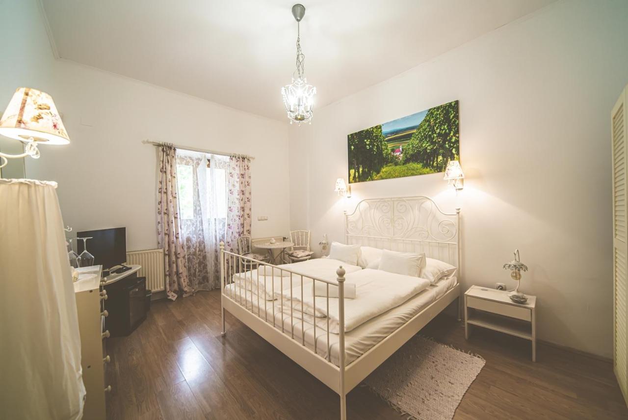 Palkonyha Panzio Speiz Gasztromuhely Bed & Breakfast Palkonya Exterior foto